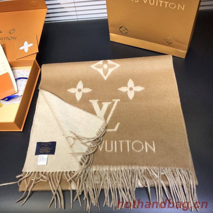 Louis Vuitton Scarf LV00042